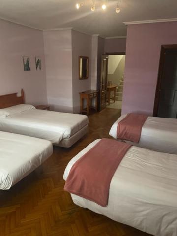 Albergue Hostal Sao Telmo Tui Eksteriør bilde