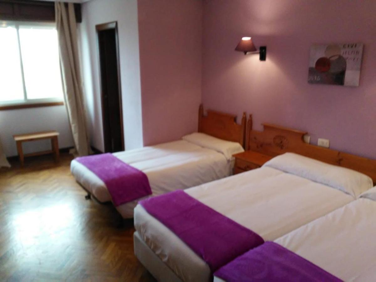 Albergue Hostal Sao Telmo Tui Eksteriør bilde
