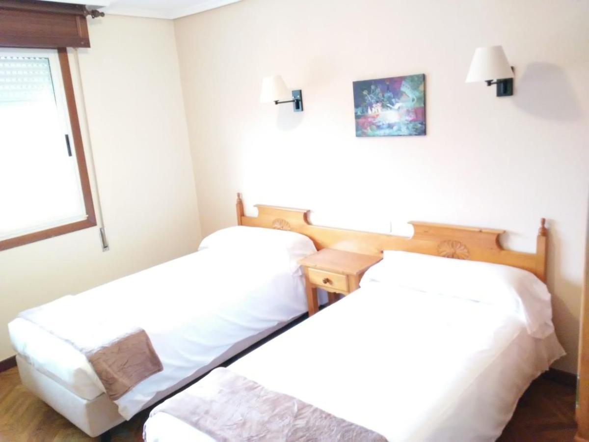 Albergue Hostal Sao Telmo Tui Eksteriør bilde